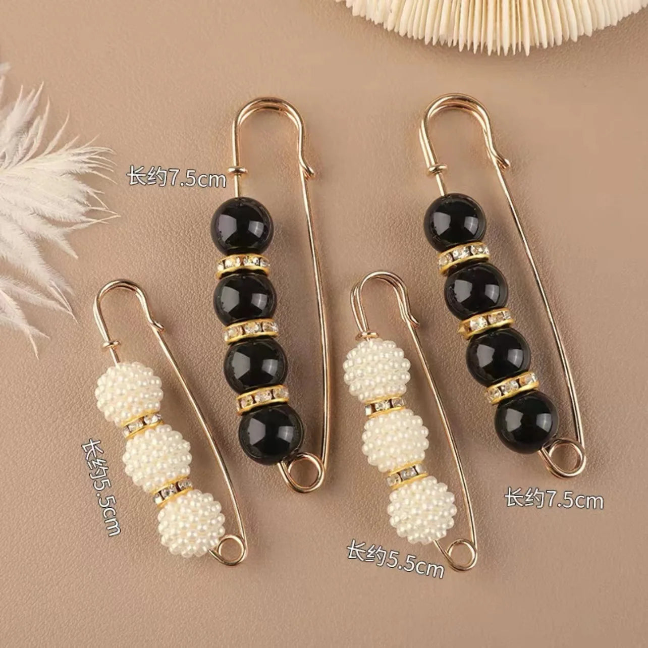 4/1PCS Heavy Duty Safety Pins Pearl Embellishment Brooch Pin Decorative Sweater Clips Safety Pins for Brooches Decorative Crafts | Color:1