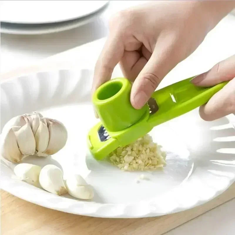 Hot 1 Pack Mini Garlic Grinder Creative Garlic Press Kitchen Garlic Mash Manual Mashing Green Kitchen Gadgets Accessories | 2