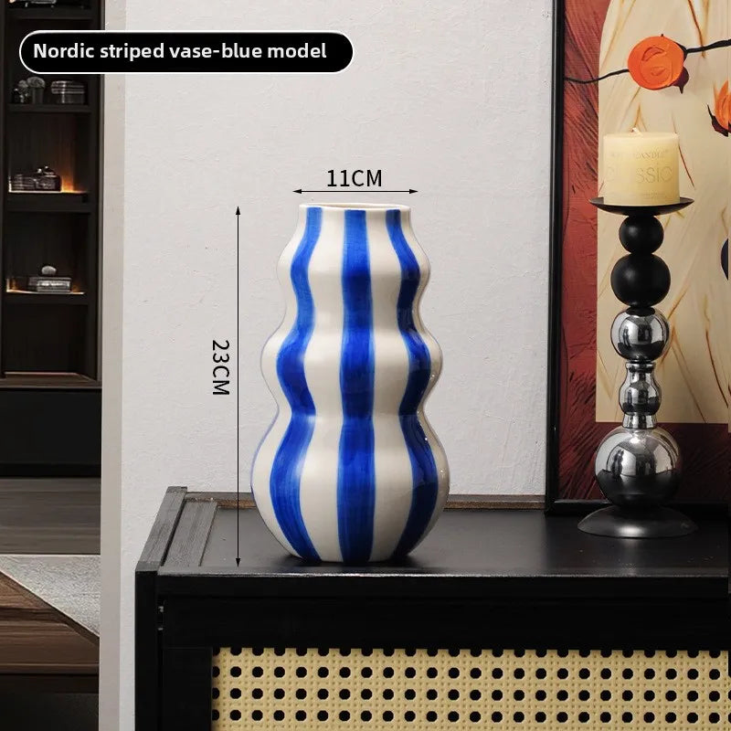 Modern niche minimalist striped vases, flower arrangements in them, high-end sense, creative retro painted ceramic vases | Color:Blue