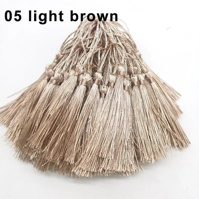 100pcs/lot 13cm Tassel Silk Fringe Silky Floss Bookmark Tassels Mini Tassels For DIY Craft Jewelry Making Souvenir Bookmarks | Color:05 LightBrown