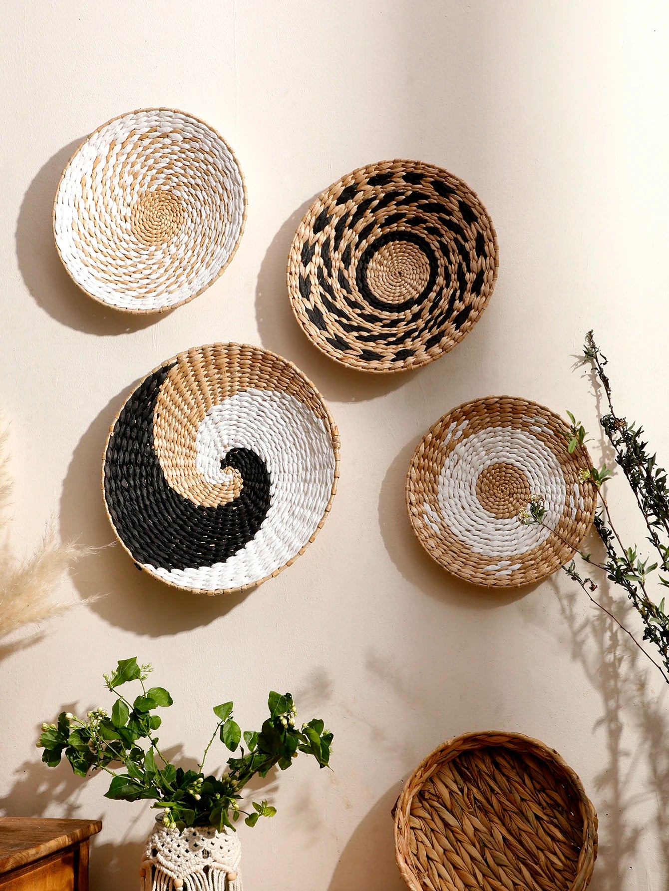 Wall Basket Decor Boho Handmade Seagrass Wall Hanging Decor Natural Basket Wall Art for Kitchen Bedroom Living Room Ornament | 1