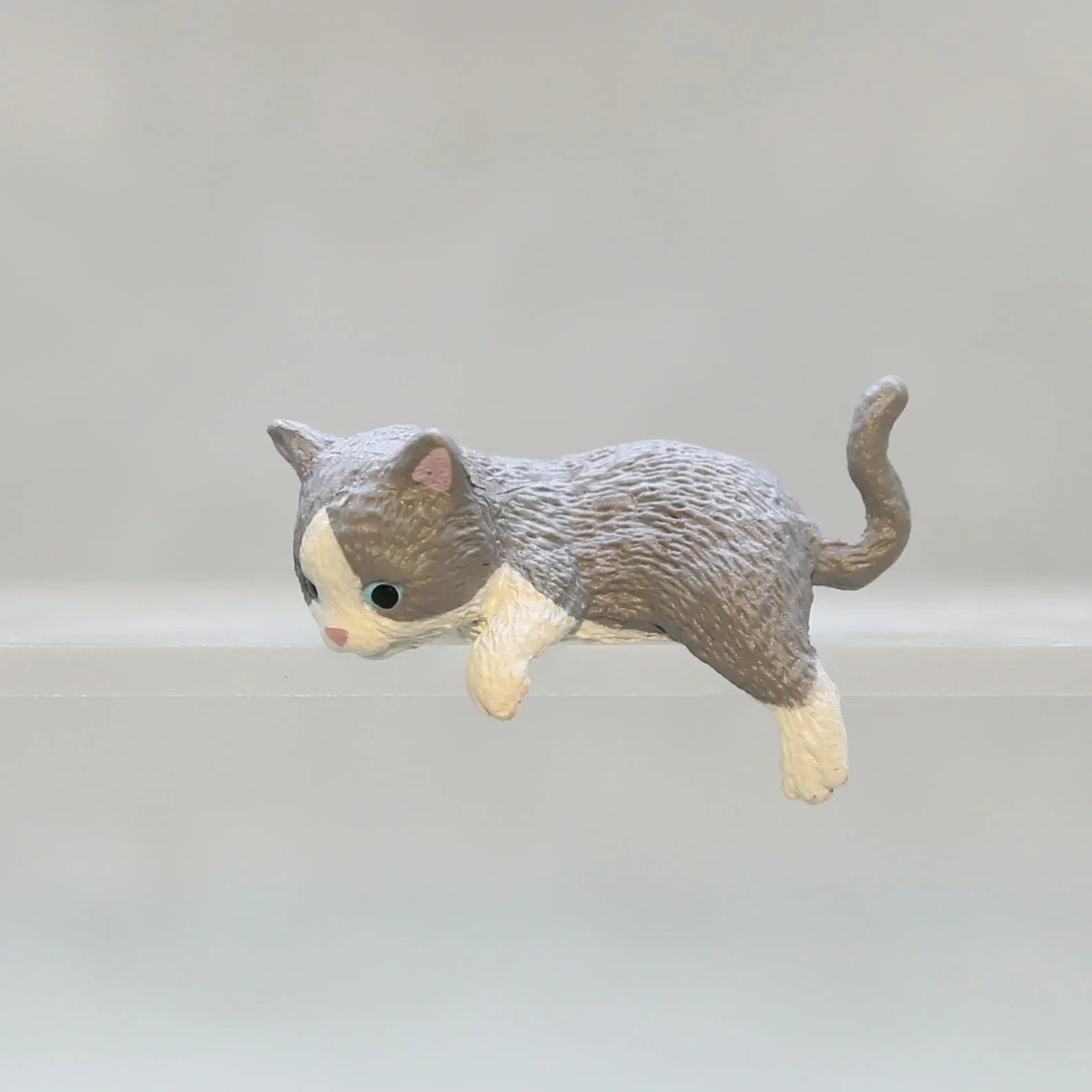 Home Decoration Cute Desktop Gifts Cartoon Simulation Edge Hang Cat Car Center Console Ornaments Decoration Car Accessories | Color:3