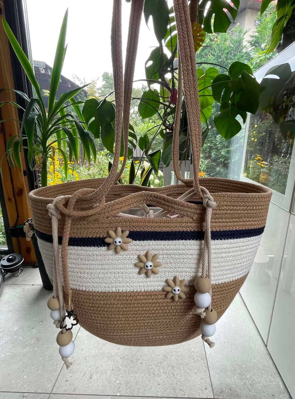 Koszyk beżowo-granatowy Hand Made