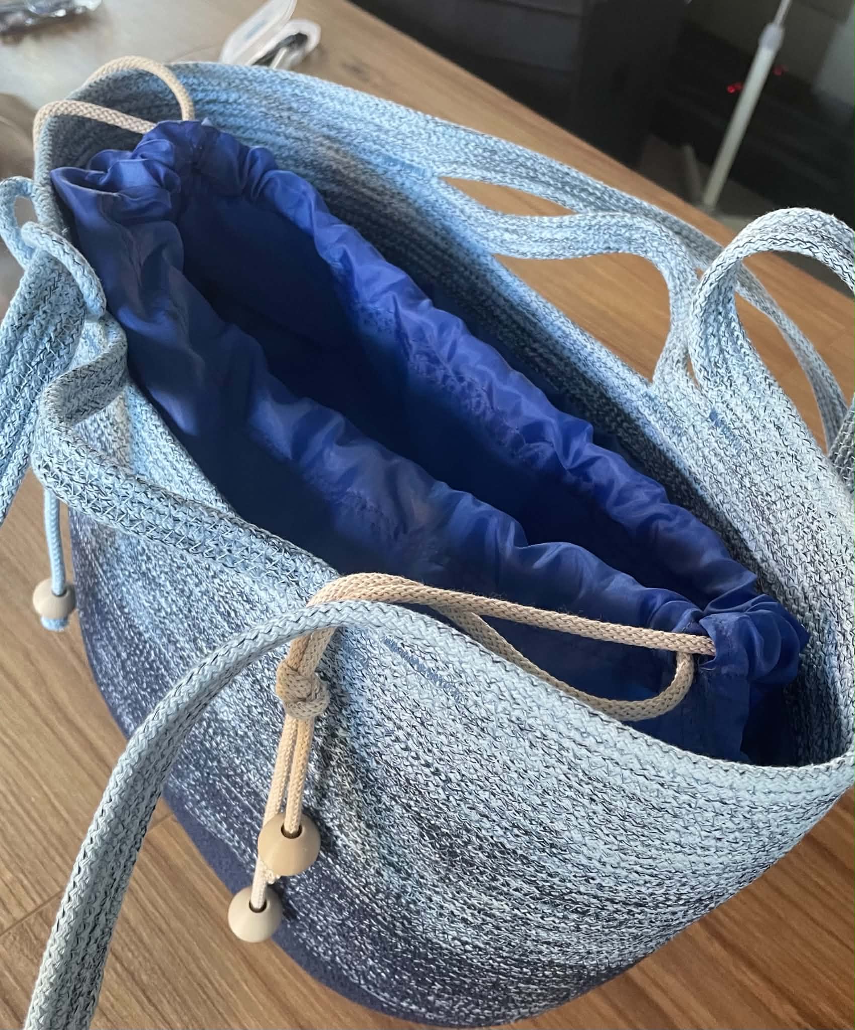 Torba ze sznurka ombre niebieska podszewka z kieszonką